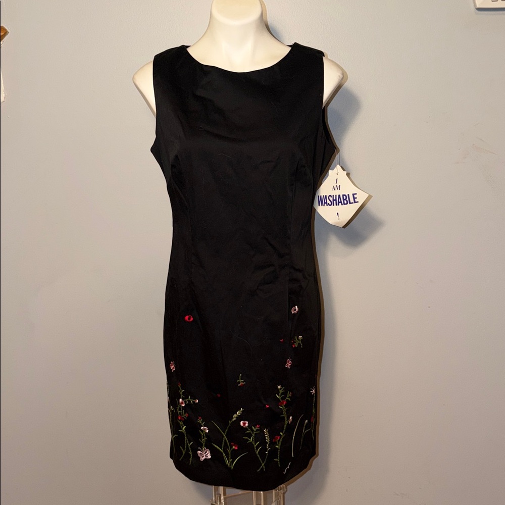 Danny & Nicole Ladies NWT Black Sleeveless Floral Sheath Dress. Size 10M.